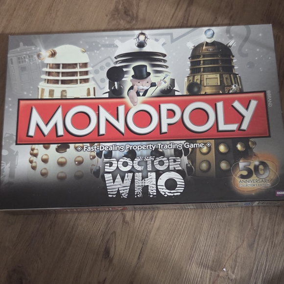 Dr. Who Other - Doctor Who Monopoly Board Game - Gold, Silver, Black